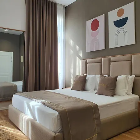 Heiress Hotel